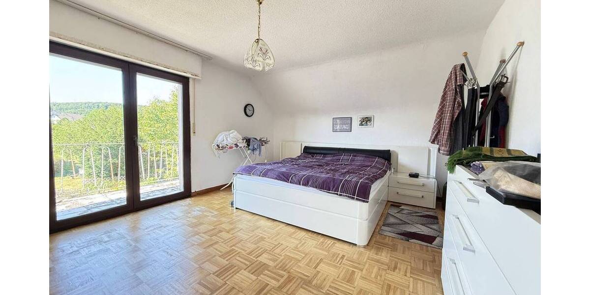 Einfamilienhaus Betzdorf - 6 Zimmer, 126 m&sup2;, 235.000&euro; | Angebot:25738150