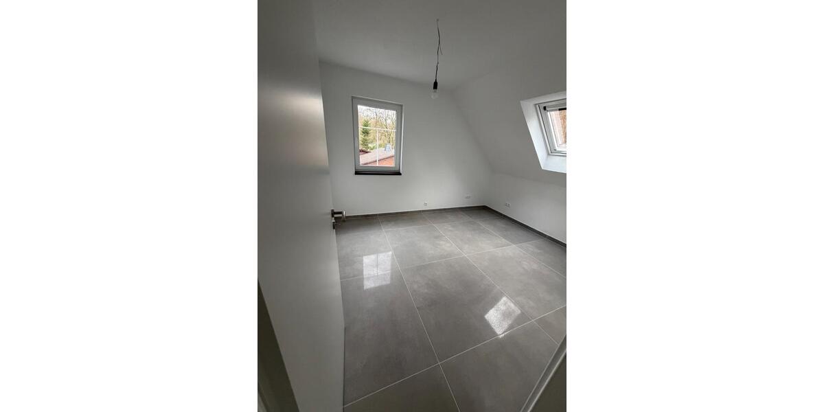 Dachgeschoßwohnung Bad Marienberg (Westerwald) - 3 Zimmer, 56 m&sup2;, 532&euro; | Angebot:25417844