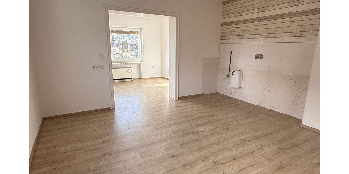 Einfamilienhaus Rosenheim - 7 Zimmer, 206 m&sup2;, 169.000&euro; | Angebot:25685055