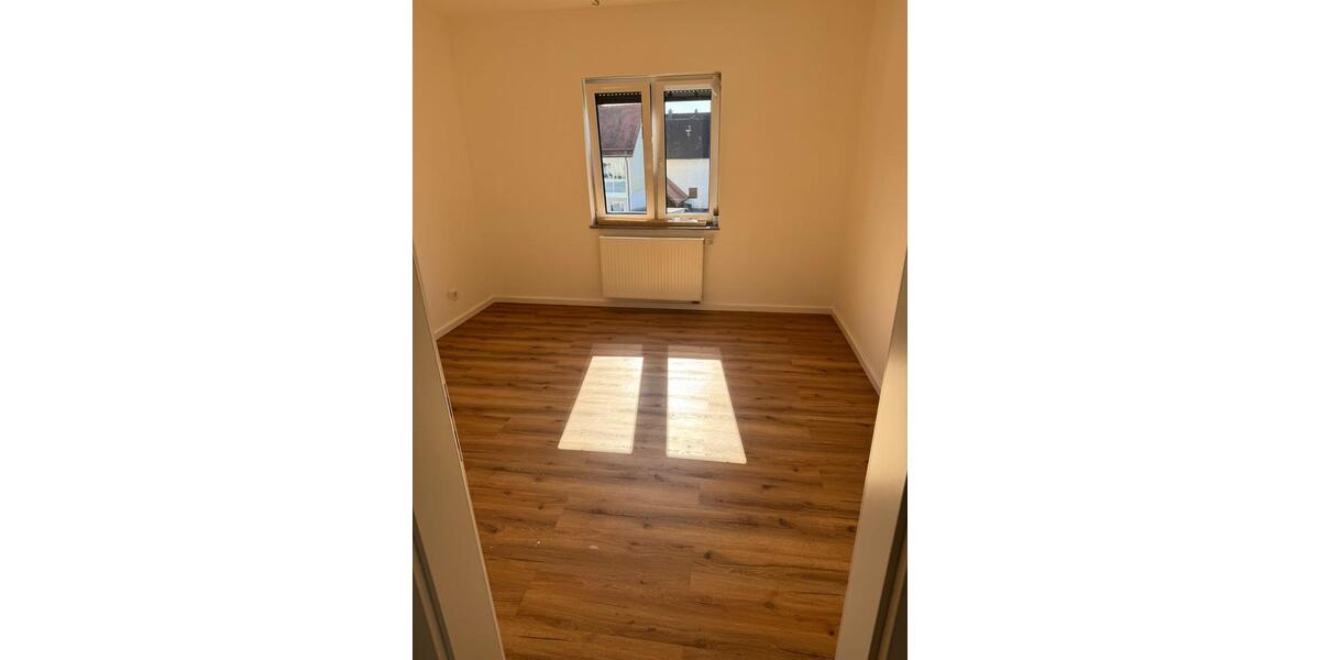 Einfamilienhaus Dillenburg Frohnhausen - 4 Zimmer, 137 m&sup2;, 1.100&euro; | Angebot:25627209