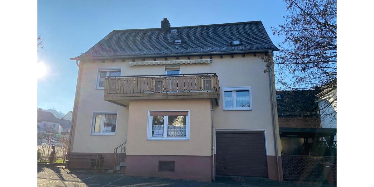 Einfamilienhaus Eschenburg - 8 Zimmer, 183 m&sup2;, 229.000&euro; | Angebot:25822346