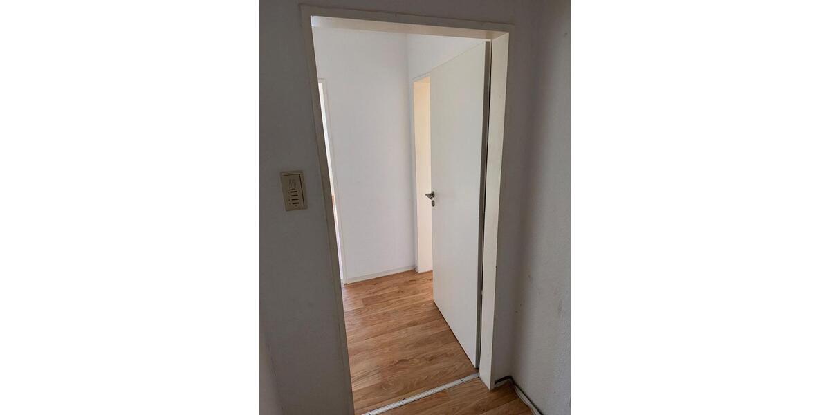 Etagenwohnung Hamm (Sieg) - 5 Zimmer, 105 m&sup2;, 215.000&euro; | Angebot:25978344