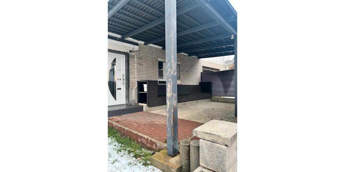 Doppelhaushälfte Burbach - 5 Zimmer, 137 m&sup2;, 135.000&euro; | Angebot:24880472