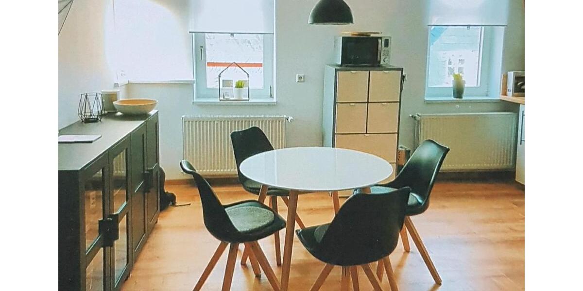 Dachgeschoßwohnung Herborn - 2 Zimmer, 78 m&sup2;, 700&euro; | Angebot:25997868