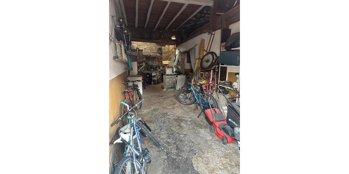 Einfamilienhaus Haiger - 6 Zimmer, 140 m&sup2;, 155.000&euro; | Angebot:25256147