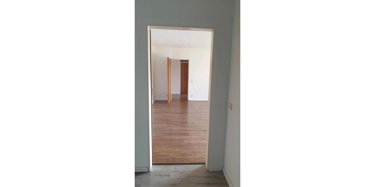 Erdgeschoßwohnung Siegen Dillnhütten - 2 Zimmer, 65 m&sup2;, 600&euro; | Angebot:26001865