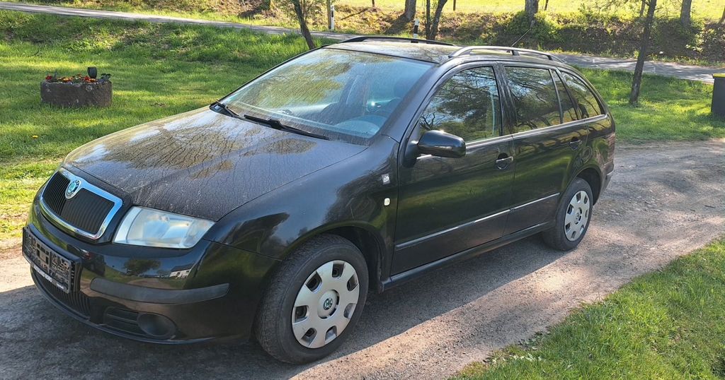 Skoda Fabia 210.855 km 2.100 &euro; Reichshof 51580