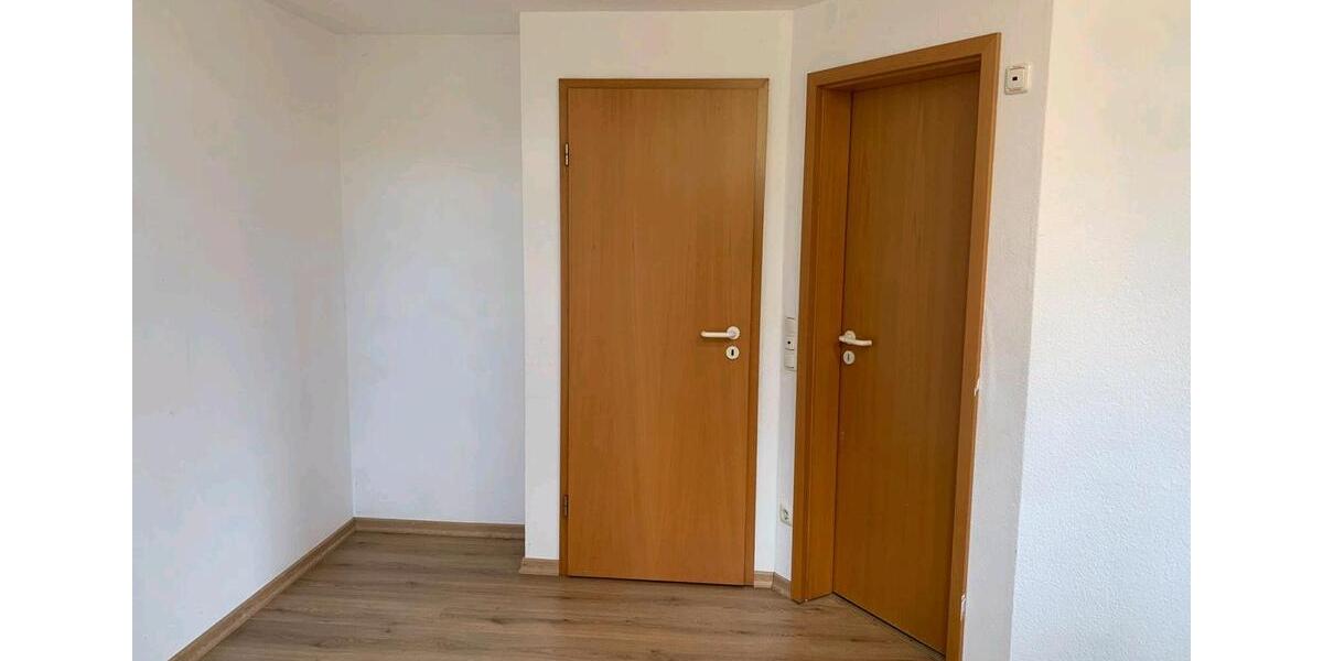 Etagenwohnung Siegen Dillnhütten - 2.5 Zimmer, 65 m&sup2;, 650&euro; | Angebot:26049837
