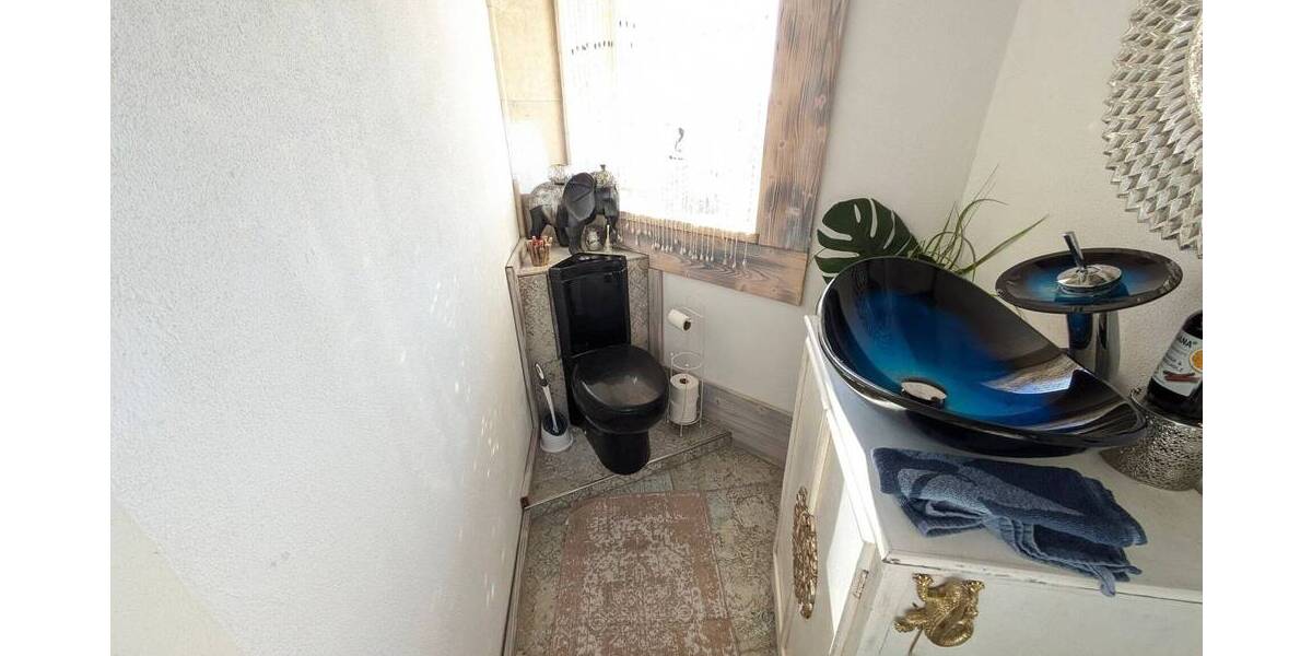 Einfamilienhaus Gebhardshain VG - 8 Zimmer, 333 m&sup2;, 898.000&euro; | Angebot:25738123