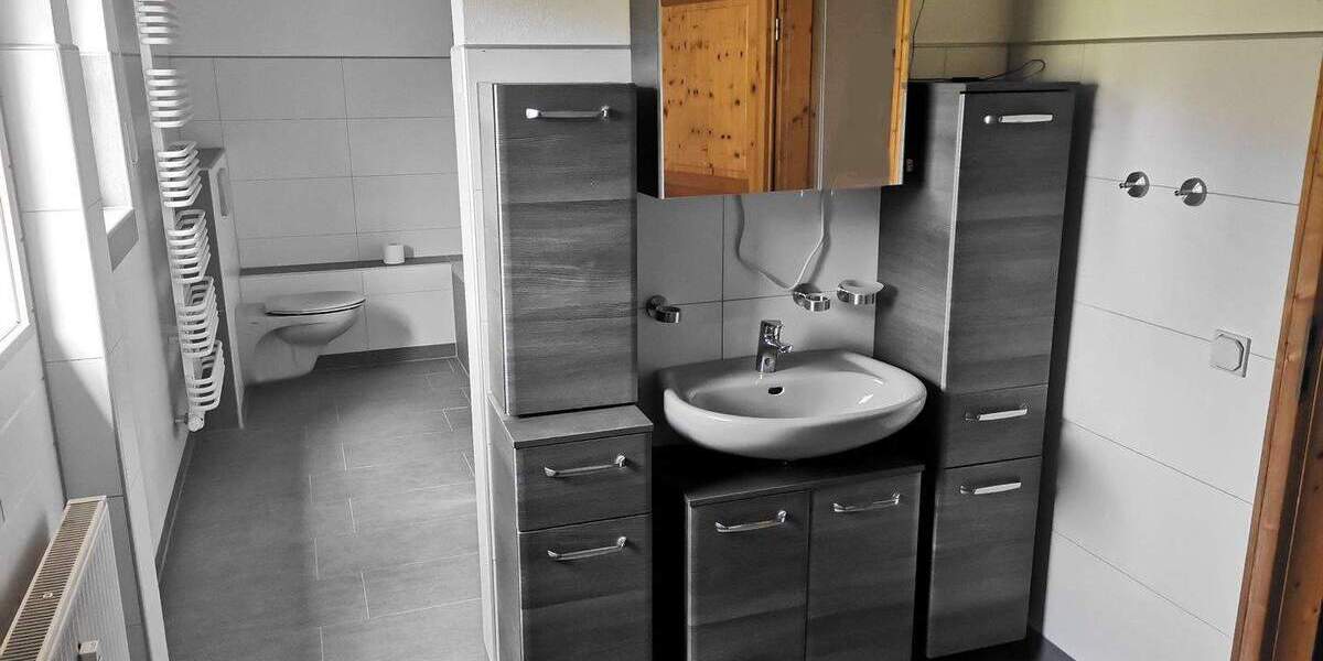 Mehrfamilienhaus, Wohnhaus Derschen - 9 Zimmer, 330.000&euro; | Angebot:25689028