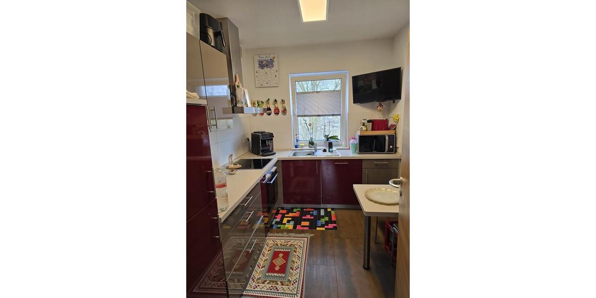 Etagenwohnung Siegen Dillnhütten - 2 Zimmer, 90 m&sup2;, 1.050&euro; | Angebot:25989235