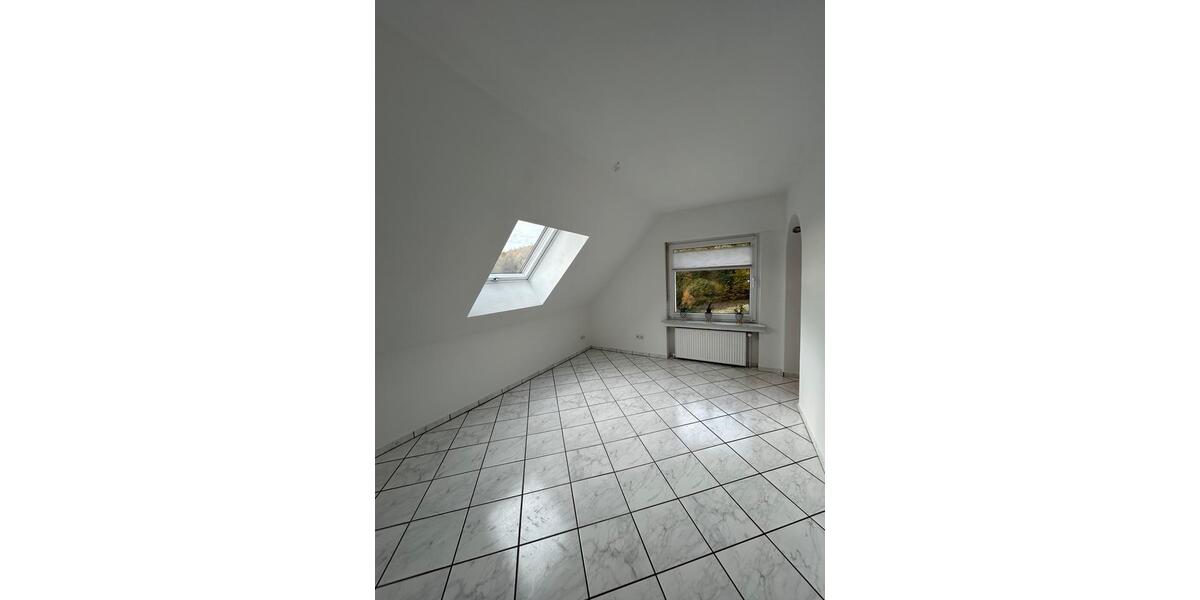 Etagenwohnung Siegen Kaan-Marienborn - 4 Zimmer, 60 m&sup2;, 550&euro; | Angebot:25810589