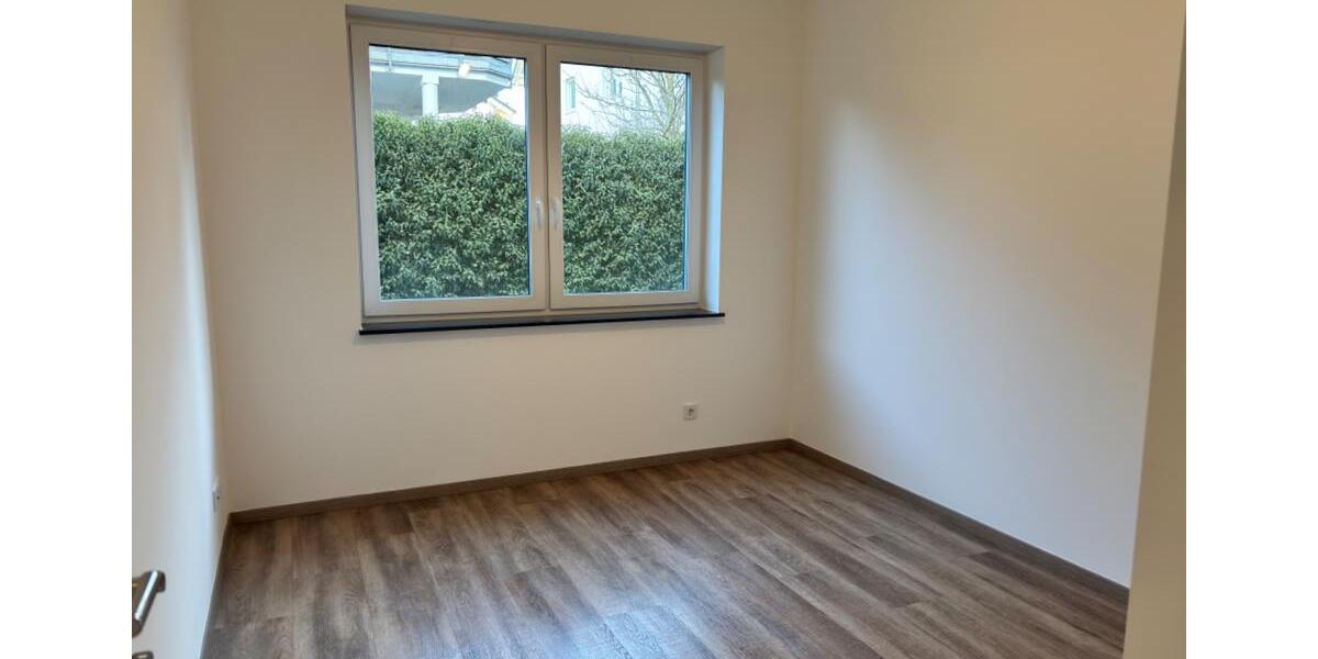 Terrassenwohnung Siegen Kaan-Marienborn - 4 Zimmer, 144 m&sup2;, 510.000&euro; | Angebot:23261304