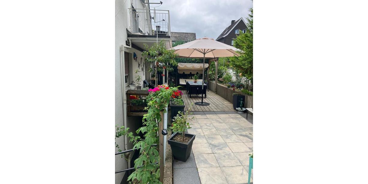 Einfamilienhaus Siegen Kaan-Marienborn - 7 Zimmer, 235 m&sup2;, 350.000&euro; | Angebot:26613907