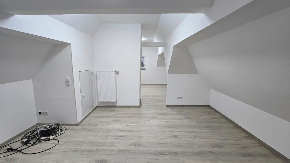 Etagenwohnung Bad Laasphe - 4.5 Zimmer, 106 m&sup2;, 890&euro; | Angebot:26670861