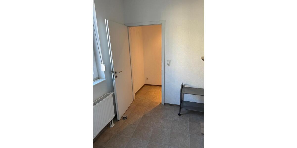 Erdgeschoßwohnung Neunkirchen - 1 Zimmer, 43 m&sup2;, 350&euro; | Angebot:26397820