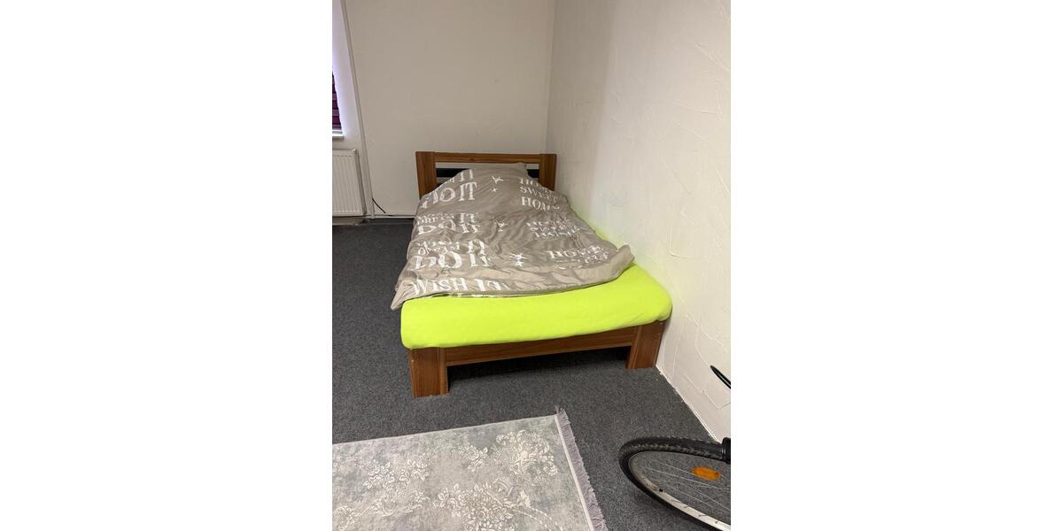 Erdgeschoßwohnung Haiger - 5 Zimmer, 190 m&sup2;, 1.000&euro; | Angebot:24590564