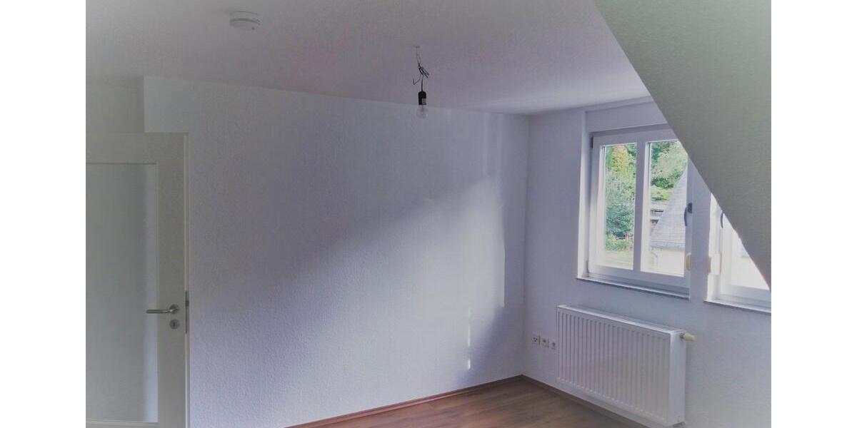 Dachgeschoßwohnung Siegen Kaan-Marienborn - 3 Zimmer, 88 m&sup2;, 940&euro; | Angebot:26355554