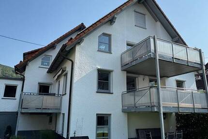 Haus Lennestadt Meggen - 9 Zimmer, 244 m&sup2;, 395.000&euro; | Angebot:25771706