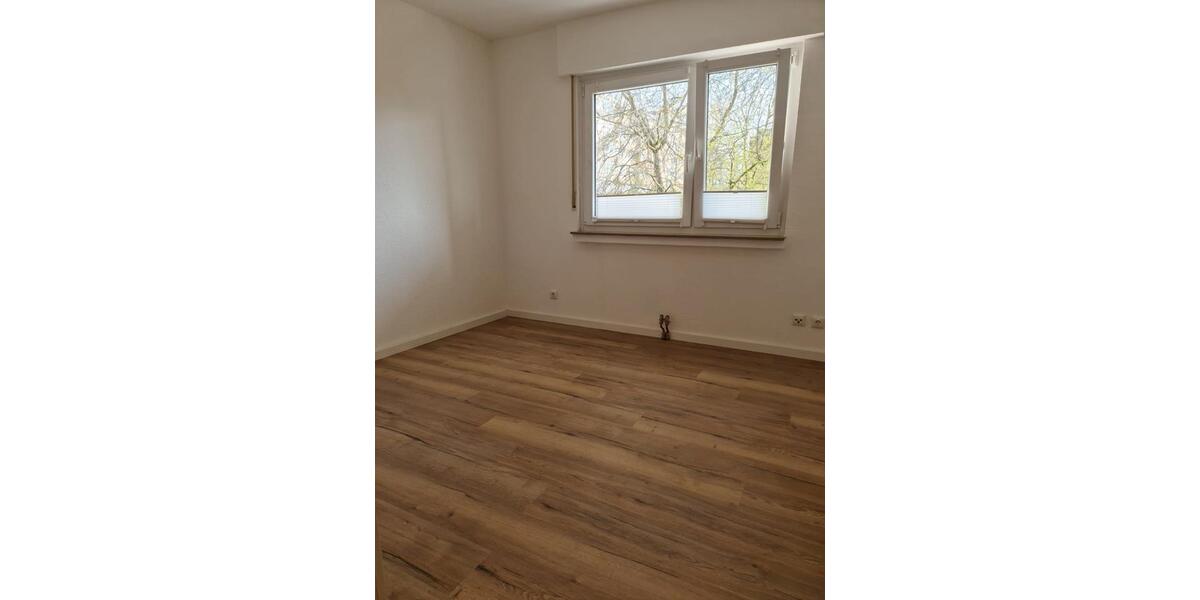 Etagenwohnung Siegen Weidenau - 3 Zimmer, 87 m&sup2;, 755&euro; | Angebot:26321209