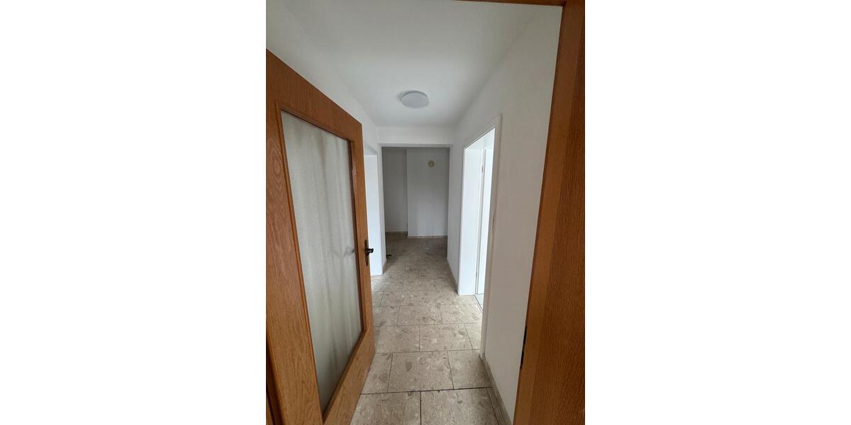 Erdgeschoßwohnung Siegen Dillnhütten - 2 Zimmer, 60 m&sup2;, 750&euro; | Angebot:25635906