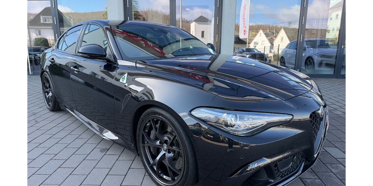Alfa Romeo Giulia 25.710 km 59.991 &euro; Betzdorf 57518