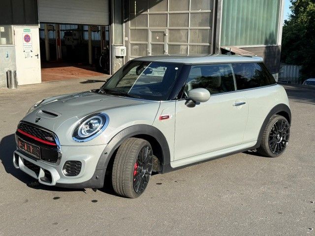 Mini John Cooper Works 48.500 km 22.750 &euro; Unnau 57648