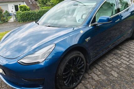 Tesla Model 3 72.000 km 19.950 &euro; Wilnsdorf 57234