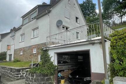 Haus Dietzhölztal - 7 Zimmer, 185 m&sup2;, 225.000&euro; | Angebot:25517741