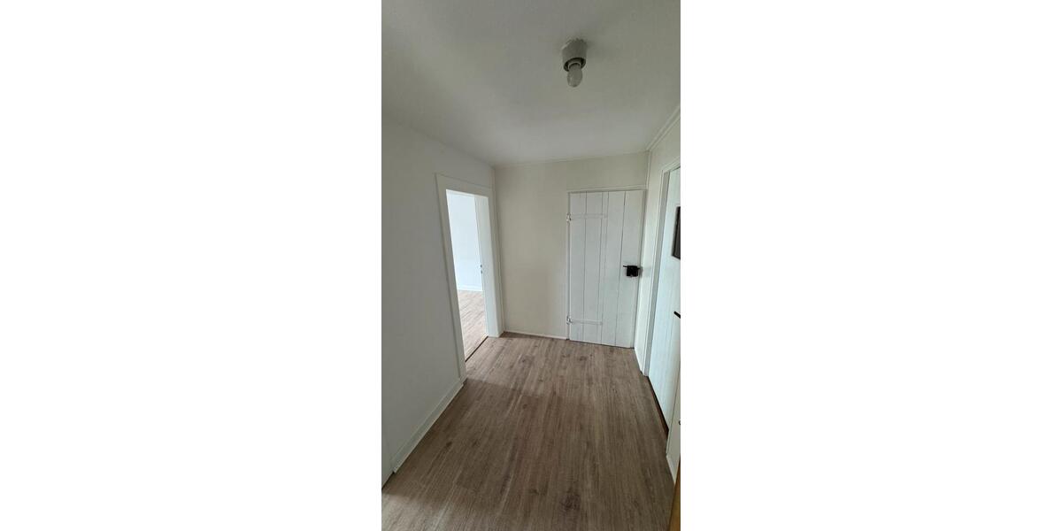 Etagenwohnung Mudersbach - 5 Zimmer, 100 m&sup2;, 950&euro; | Angebot:25721220