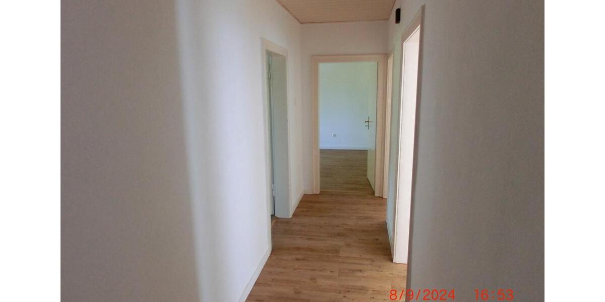 Erdgeschoßwohnung Siegen Kaan-Marienborn - 3 Zimmer, 80 m&sup2;, 580&euro; | Angebot:26446436