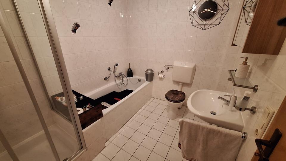 Dachgeschoßwohnung Wenden - 1 Zimmer, 67 m&sup2;, 470&euro; | Angebot:26023939