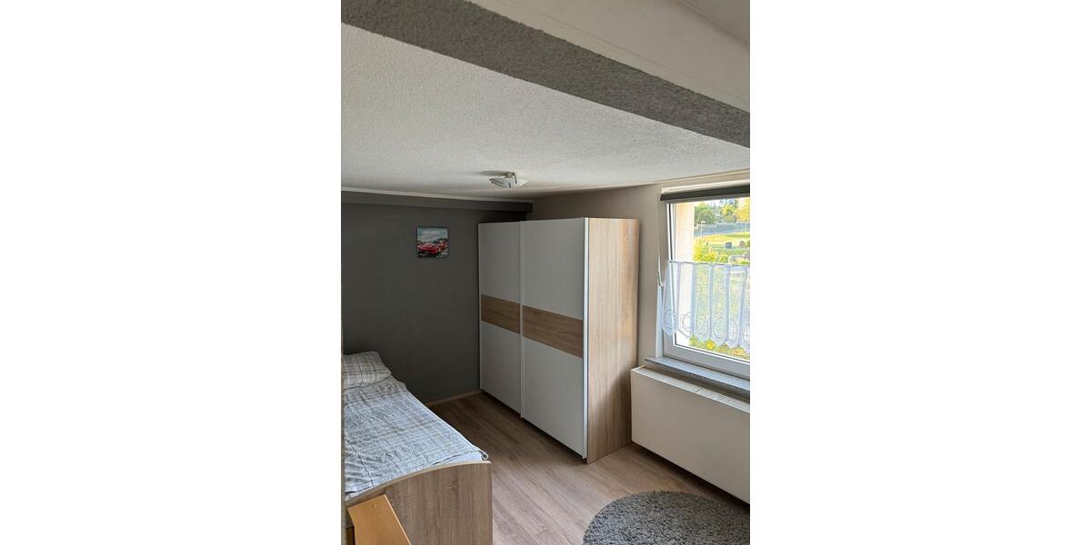 Einfamilienhaus Neunkirchen - 4 Zimmer, 110 m&sup2;, 1.000&euro; | Angebot:25921118