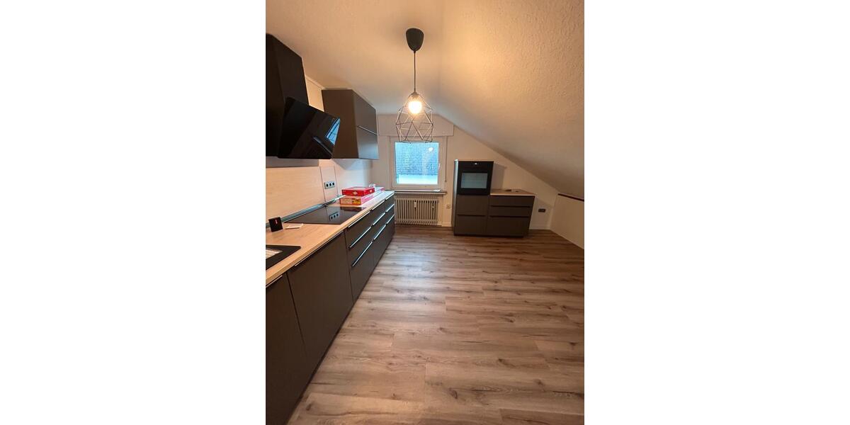 Dachgeschoßwohnung Neunkirchen - 2 Zimmer, 59 m&sup2;, 580&euro; | Angebot:26001670