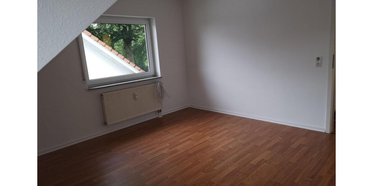 Dachgeschoßwohnung Betzdorf - 3 Zimmer, 79 m&sup2;, 750&euro; | Angebot:24921329
