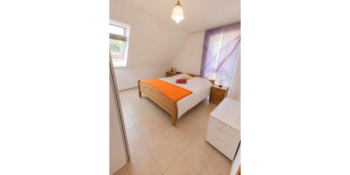 Doppelhaushälfte Lennestadt - 7.5 Zimmer, 145 m&sup2;, 379.000&euro; | Angebot:27048330
