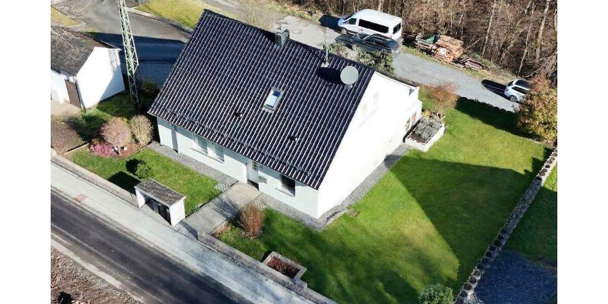 Einfamilienhaus Alsdorf - 4 Zimmer, 140 m&sup2;, 250.000&euro; | Angebot:25775950