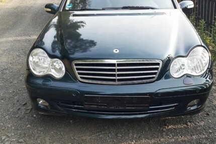 Mercedes-Benz c-180 232.323 km 2.200 &euro; Eschenburg 35713