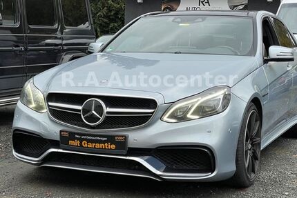 Mercedes-Benz E 63 AMG 230.677 km 25.900 &euro; Breitscheid-Medenbach 35767