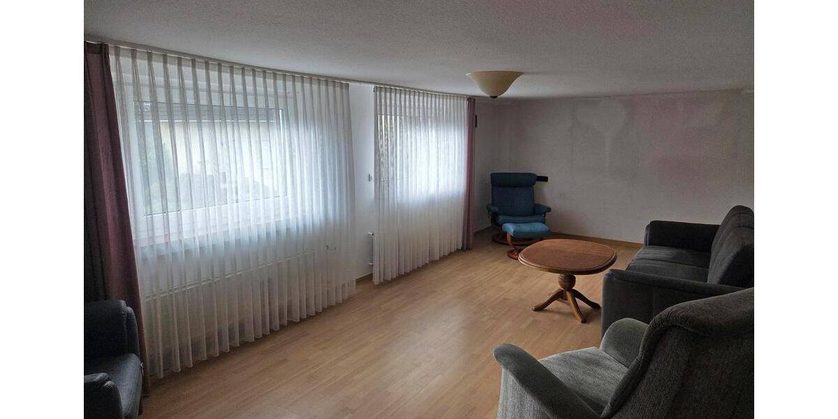 Einfamilienhaus Wilnsdorf - 9 Zimmer, 205 m&sup2;, 159.000&euro; | Angebot:26962353