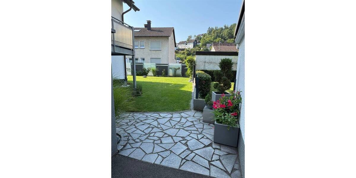 Mehrfamilienhaus, Wohnhaus Lennestadt Meggen - 9 Zimmer, 244 m&sup2;, 395.000&euro; | Angebot:25771706