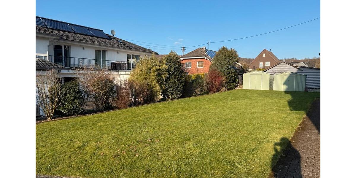 Erdgeschoßwohnung Wilnsdorf - 5 Zimmer, 125 m&sup2;, 1.200&euro; | Angebot:25366357