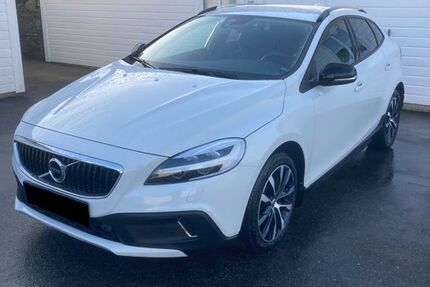 Volvo V40 Cross Country 153.750 km 14.200 &euro; Kirchen 57548