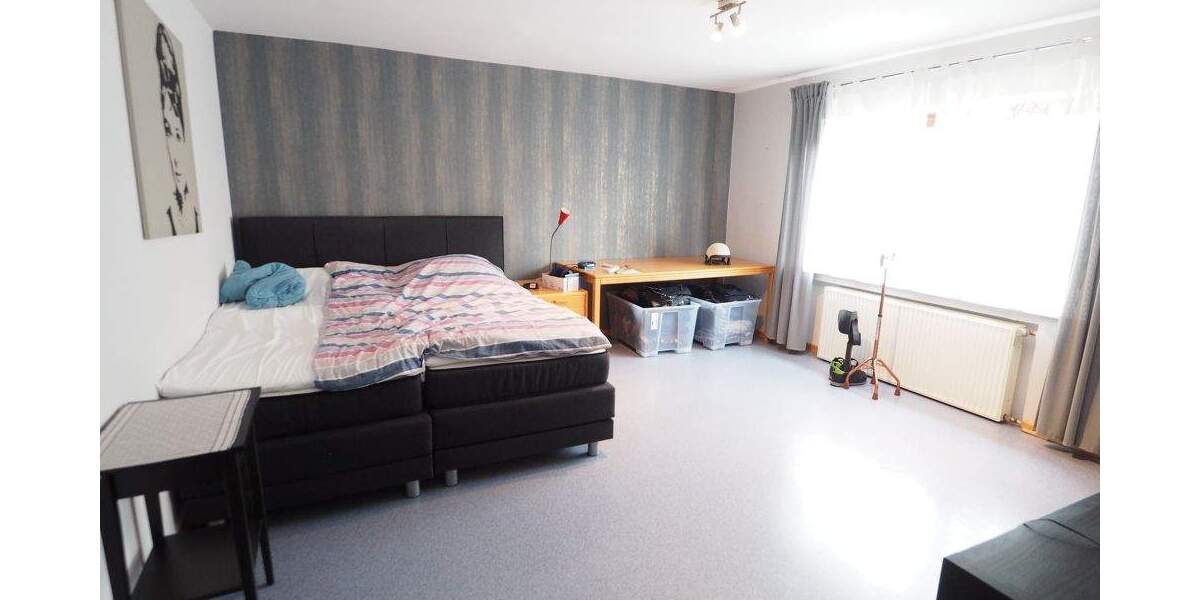 Einfamilienhaus Hattert - 5 Zimmer, 160 m&sup2;, 170.000&euro; | Angebot:25729652