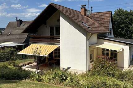 Haus Siegen Dillnhütten - 4 Zimmer, 182 m&sup2;, 299.000&euro; | Angebot:27253338