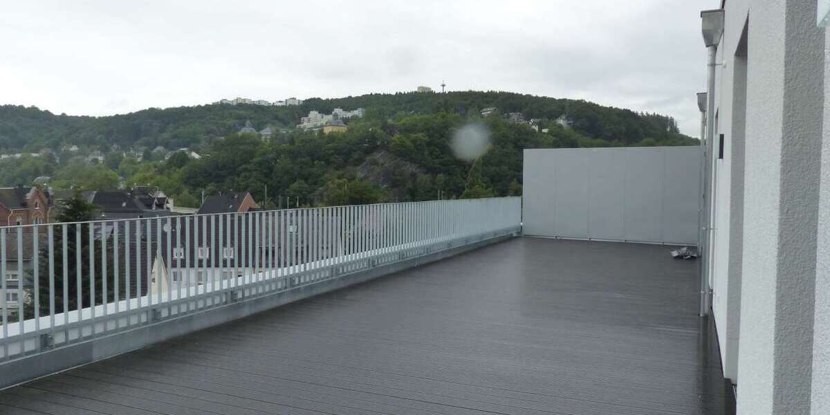 Etagenwohnung Siegen - 4 Zimmer, 148 m&sup2;, 1.560&euro; | Angebot:25926100