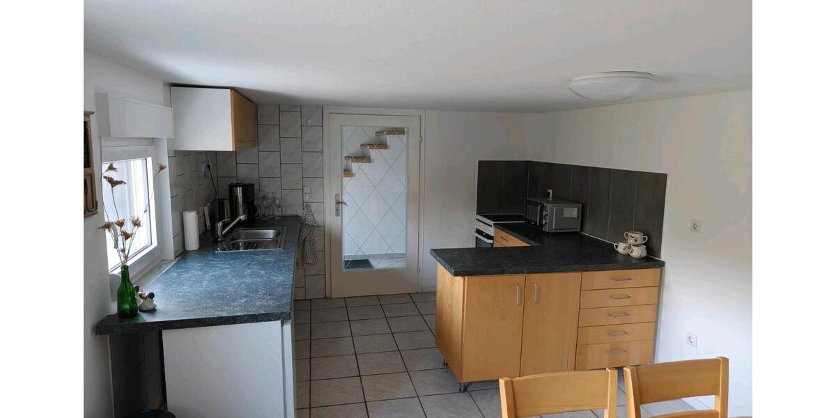 Etagenwohnung Kirchen (Sieg) - 1 Zimmer, 65 m&sup2;, 650&euro; | Angebot:25857564