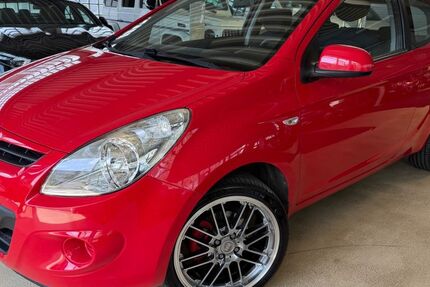 Hyundai i20 74.700 km 4.990 &euro; Kreuztal 57223