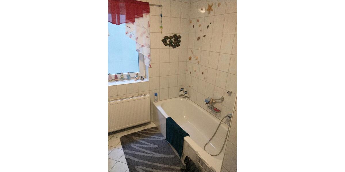 Etagenwohnung Bad Laasphe - 2.5 Zimmer, 75 m&sup2;, 500&euro; | Angebot:25924148