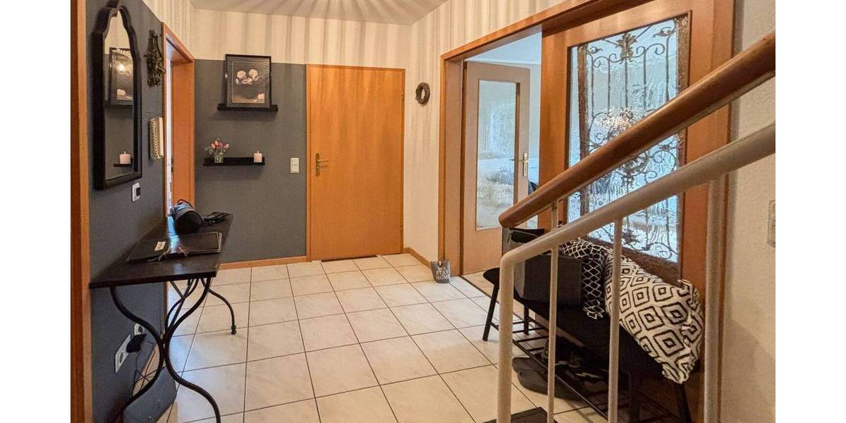 Etagenwohnung Hachenburg / Altstadt Altstadt - 4 Zimmer, 110 m&sup2;, 239.000&euro; | Angebot:26015120